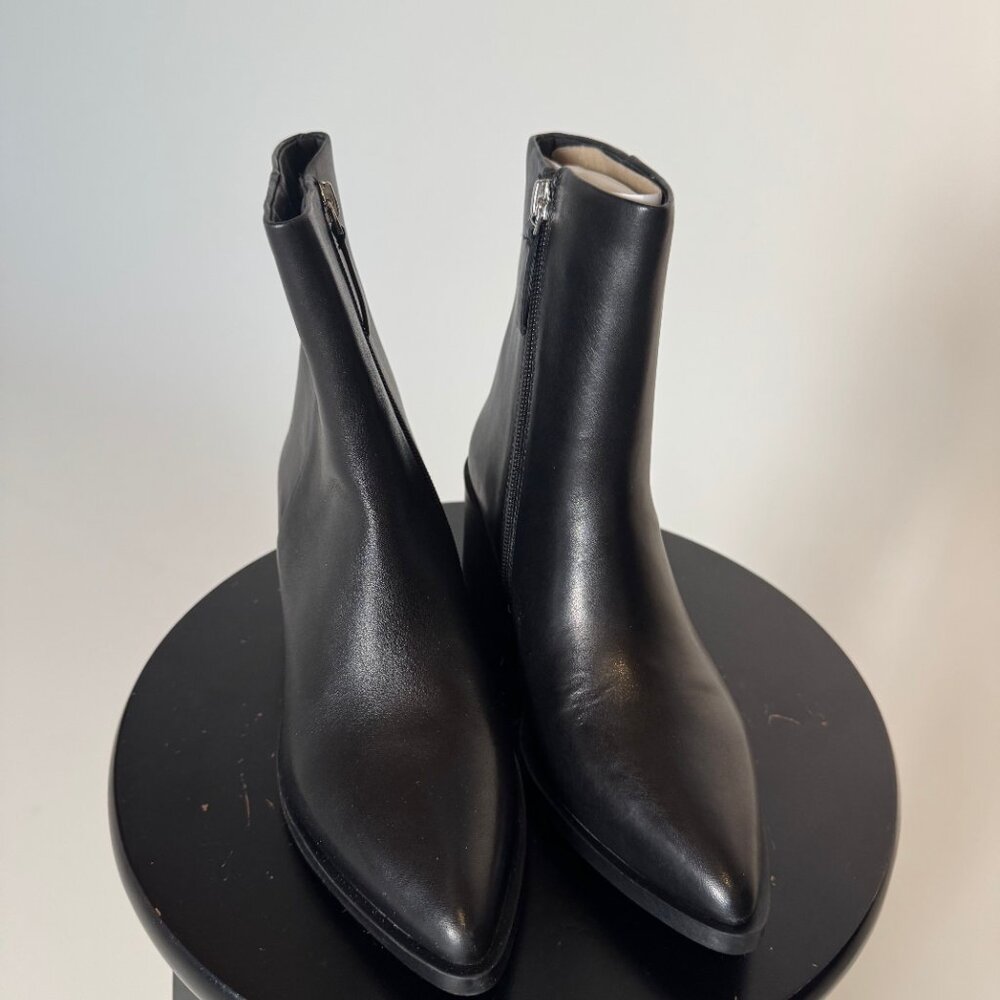 STEVE MADDEN Black Alia Boots (7.5) - Picture 3 of 4